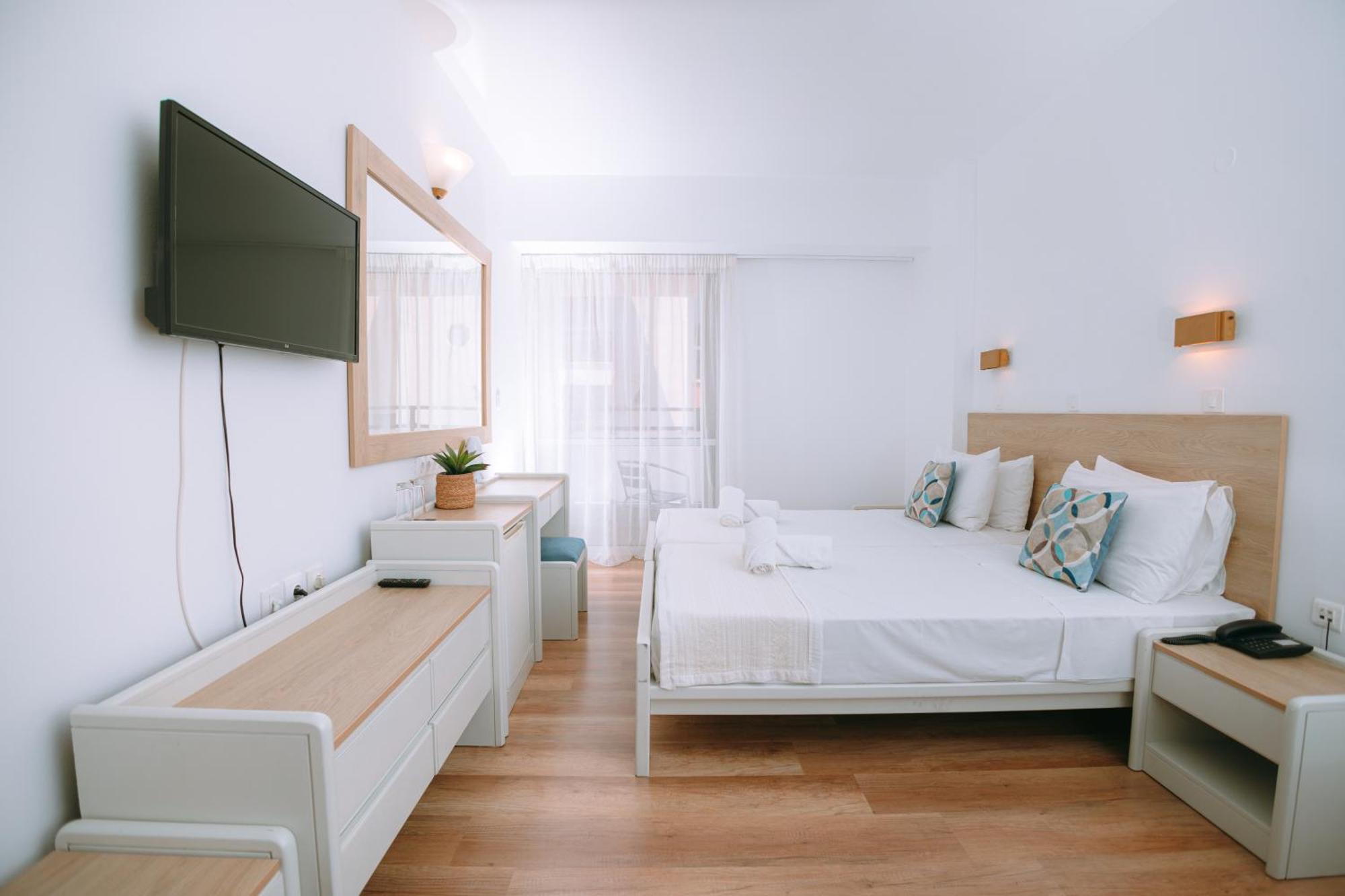 Santa Marina Unique Hotel 圣尼古拉奥斯 外观 照片